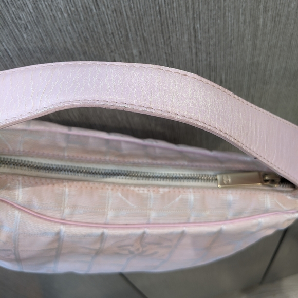 Chanel CC Travel Line Nylon Shoulder Bag (baby pink) 💗 - Picture 12 of 17